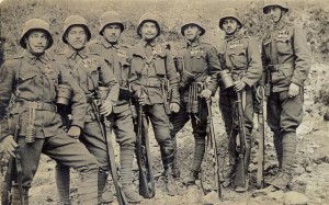 Soška fronta, 1915 (dragocena fotografija, ki jo pa zaslugi Jožeta Berleca lahko vidite tudi v kobariškem muzeju)