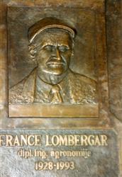Spominska plošča Franceta Lombergarja na Kmetijskem zavodu Maribor.